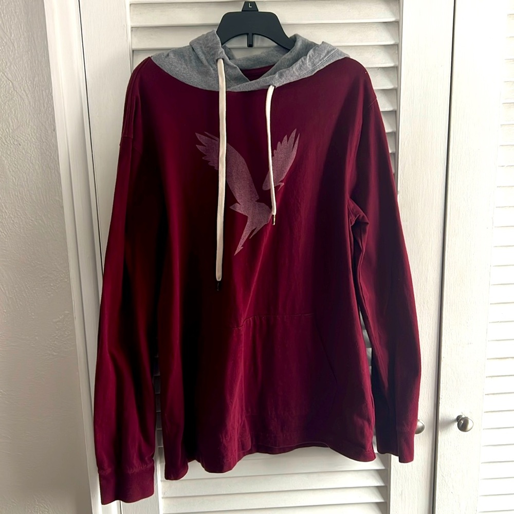 American Eagle Hooded Long Sleeve T-shirt Small